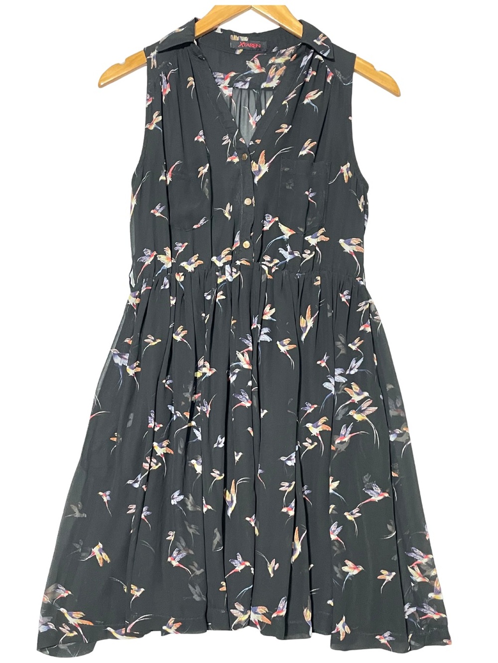 XTaren Bird Print Dress Medium Black Sleeveless Buttons & Pockets Front